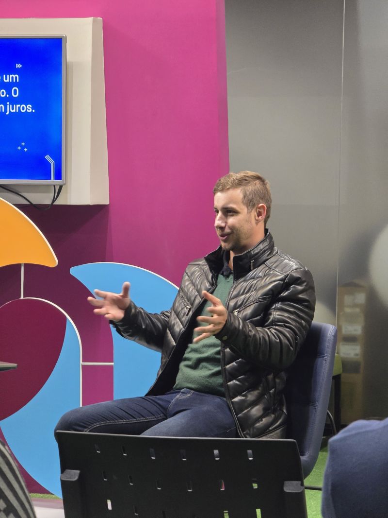 Emerson Braun discussing Clean Architecture in React